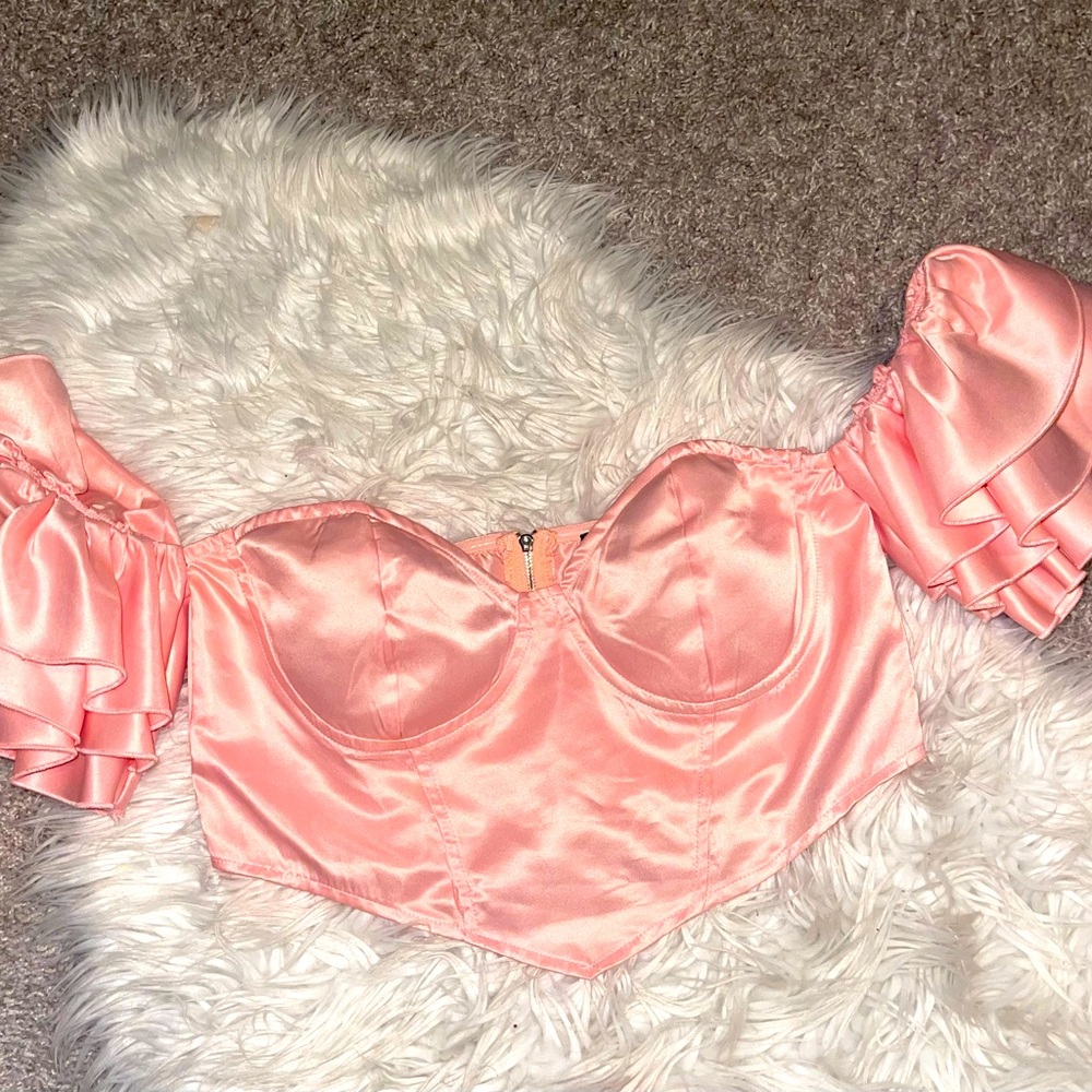 Pretty little things coral corset. Size 8 gorgeous piece.